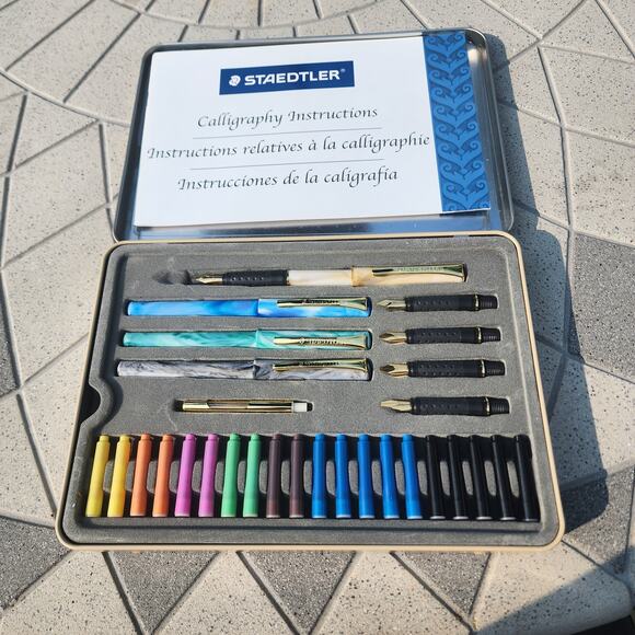 STAEDTLER Deluxe 33-Piece Calligraphy Pen Set - Picture 5 of 6